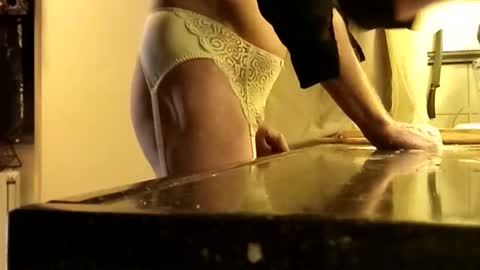 mooie man online show from 01.28.25