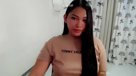 lovely_megan08 online show from 10.16.25