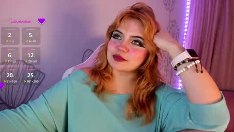 Snapshot of lovely_paris_01 chatting on 05.20.26 Paris Rose online show from 05.20.26