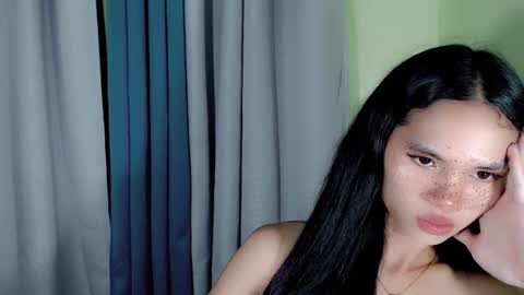 Snapshot of lovely_samie69 chatting on 01.08.25 lovely_samie69 online show from 01.08.25