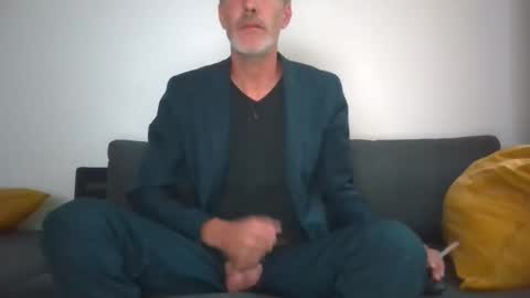 Max online show from 09.09.25