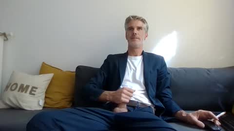 Max online show from 09.15.25