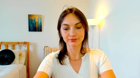 Mia online show from 12.25.24