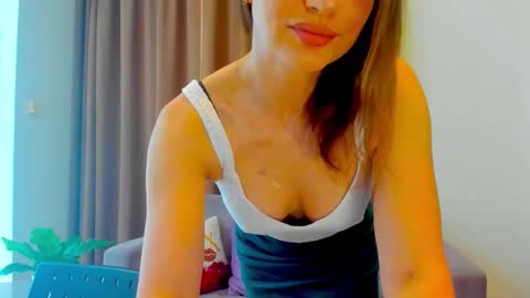 Mia online show from 09.10.25