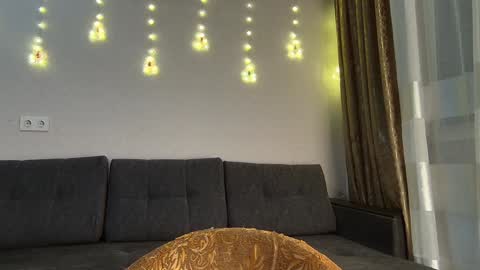 Kate only online show from 01.11.25