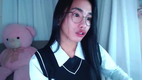 Snapshot of lovelymae18 chatting on 12.03.24 lovelymae18 online show from 12.03.24