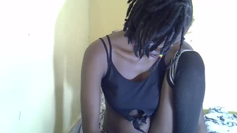 lovelymee2 online show from 10.12.25