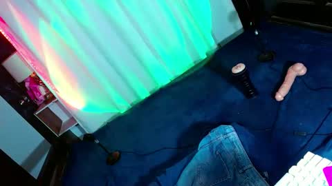 lovelymiss_shyna11 online show from 12.17.24