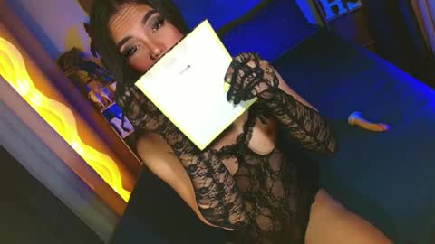 Snapshot of lovelymiss_shyna11 chatting on 07.08.26 lovelymiss_shyna11 online show from 07.08.26
