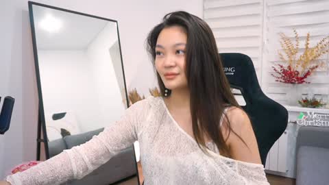 kim online show from 12.30.24
