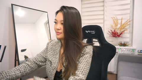 kim online show from 01.04.25