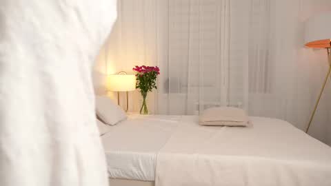 Snapshot of lovelynightt chatting on 11.11.25 kim online show from 11.11.25