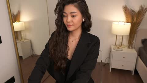 kim online show from 04.03.26