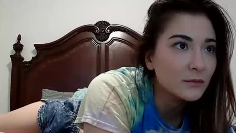 Queen Aria  online show from 01.07.26