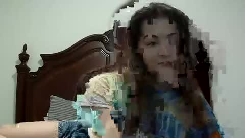 Queen Aria  online show from 01.08.26