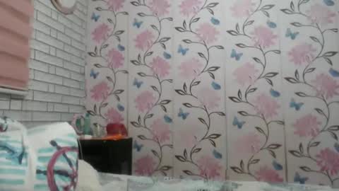 Angelquey online show from 12.10.24