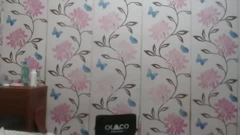 Angelquey online show from 02.06.25