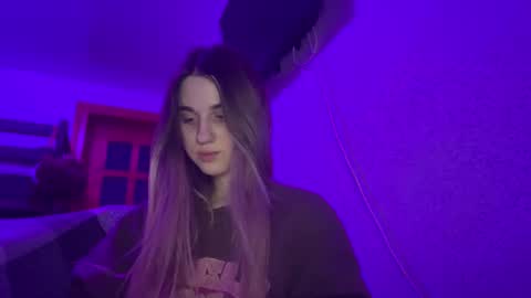 Snapshot of lovelysilk_63 chatting on 02.04.26 ELA online show from 02.04.26