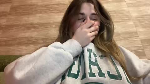 Snapshot of lovelysilk_63 chatting on 02.08.26 ELA online show from 02.08.26