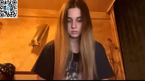 Snapshot of lovelysilk_63 chatting on 03.31.26 ELA online show from 03.31.26