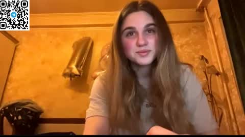 Snapshot of lovelysilk_63 chatting on 04.04.26 ELA online show from 04.04.26