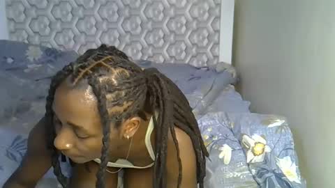 lovelytin online show from 09.28.25