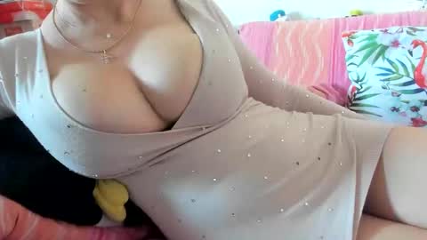 lovelywoman23 online show from 02.20.25
