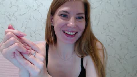 Mary Love online show from 09.20.25