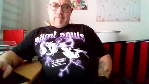 lover010983 online show from 03.18.26