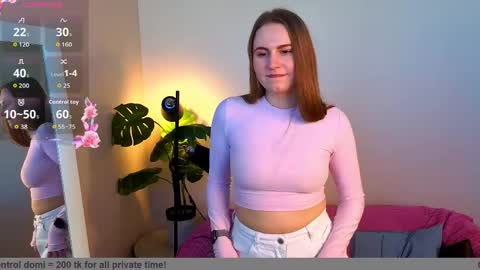 Snapshot of lover_daisy_ chatting on 04.11.26 DAISY online show from 04.11.26