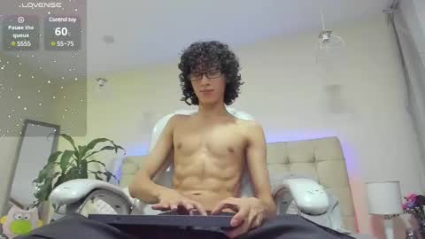 loverboy8_ online show from 02.18.25