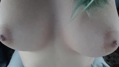 Snapshot of lovers613228 chatting on 12.20.24 lovers613228 online show from 12.20.24