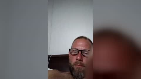 Snapshot of loveshead07 chatting on 06.19.26 loveshead07 online show from 06.19.26