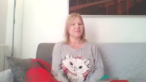 Marlyn online show from 12.21.24