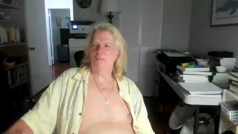 Snapshot of lovestylistwomen chatting on 06.24.26 Michael online show from 06.24.26
