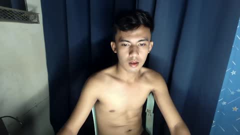 lovetosuckxox online show from 02.11.25