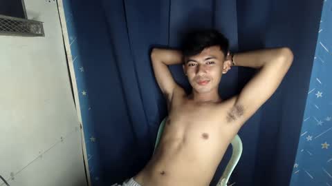 lovetosuckxox online show from 02.12.25