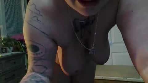 lovetubes101 online show from 11.06.25