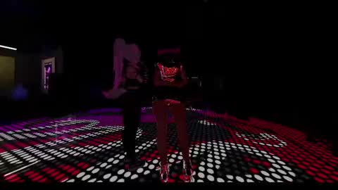 Snapshot of loveuniversal7777 chatting on 09.27.25 Universalove7 VR online show from 09.27.25