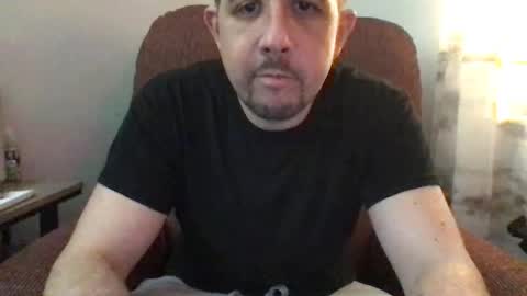 Lovewatchingalls online show from 12.20.24