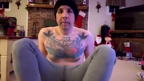 Lovewatchingalls online show from 12.27.24