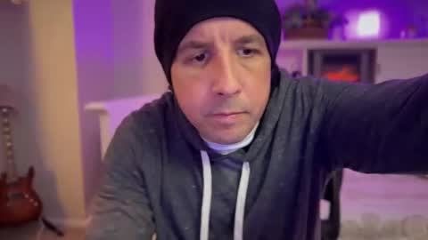 Lovewatchingalls online show from 01.04.25