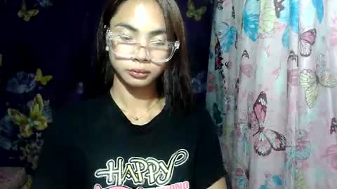 Snapshot of loving_rhean chatting on 06.23.26 loving_rhean online show from 06.23.26