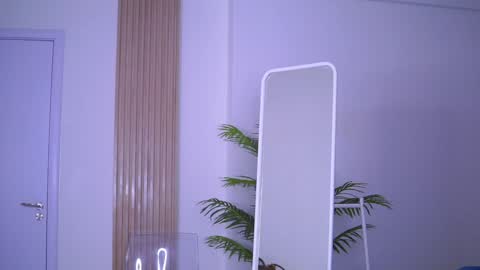 Nora online show from 01.20.25