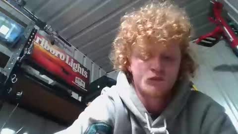 Snapshot of lowkey42011 chatting on 10.06.25 lowkey42011 online show from 10.06.25