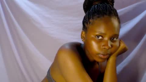 Snapshot of loyalcutick chatting on 01.09.25 loyalcutic online show from 01.09.25