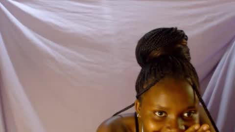 Snapshot of loyalcutick chatting on 01.10.25 loyalcutic online show from 01.10.25