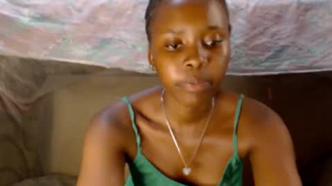 Snapshot of loyalcutick chatting on 01.11.25 loyalcutic online show from 01.11.25