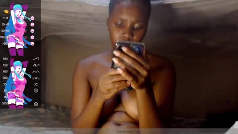 Snapshot of loyalcutick chatting on 02.18.25 loyalcutic online show from 02.18.25