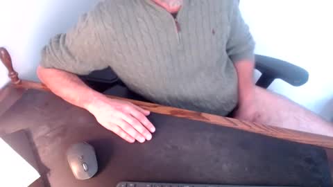 Snapshot of lreed090 chatting on 02.13.25 lreed090 online show from 02.13.25